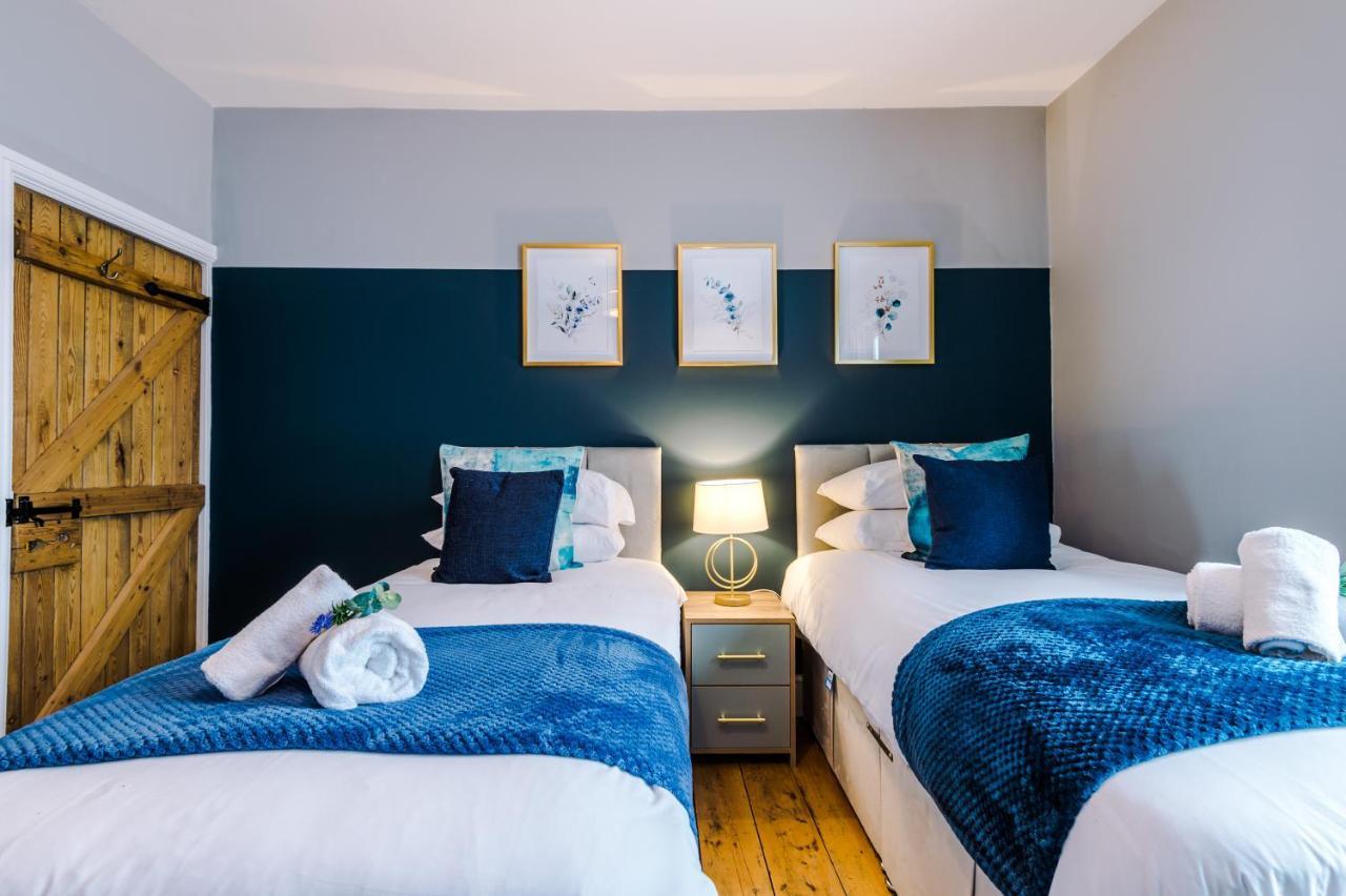 Chester City Centre Haven: Cozy 2-Bed Home for 6 Exterior photo